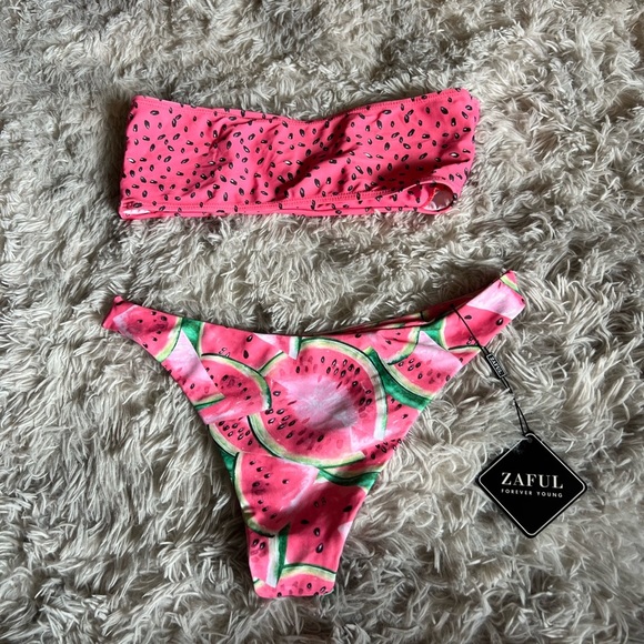 NWT Zaful watermelon bikini set - Picture 4 of 4